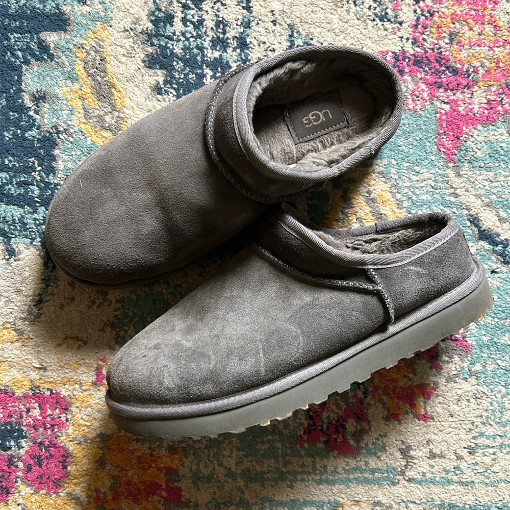 Ugg Gray slides clogs size 10